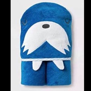 Cloud Island Walrus Hooded Towel